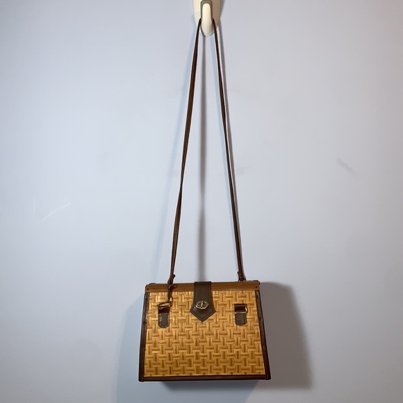 Vintage woven wicker basket purse Tan Brown Cottage Bag leather trim turn lock - Picture 3 of 6